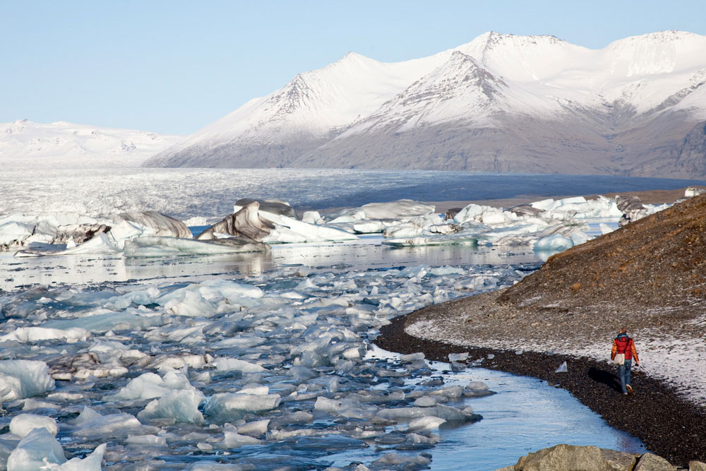 Rondreis IJsland – varen op een gletsjermeer