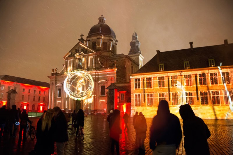 Lichtfestival in Gent Belgie Dirty Monitor - Urban Keys
