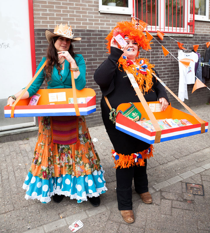 Mooi uitgedost tijdens Koningsdag in Amsterdam. Koningsdag, koninginnedag, vieren, typisch Hollands, Nederland, vieren, feest, festival, Amsterdam, oranje,