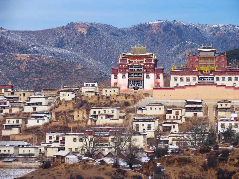 Het Songzanlin klooster nabij Shangri-La in Yunnan, China