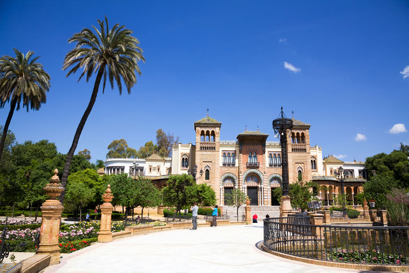 Stedentrip Sevilla: slenteren door het Parque de Maria Luisa waar enkele musea zijn
