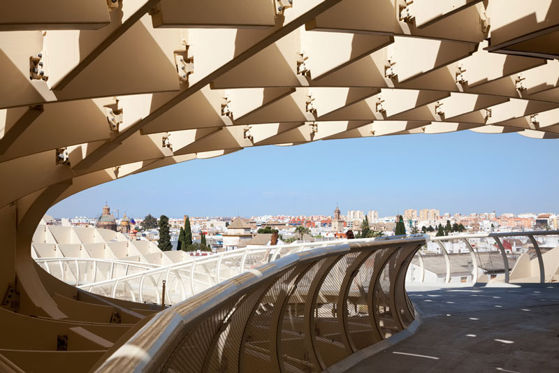 During a city trip Seville, you can't miss the Metropol Parasol, travel guide Sevilla, Spain