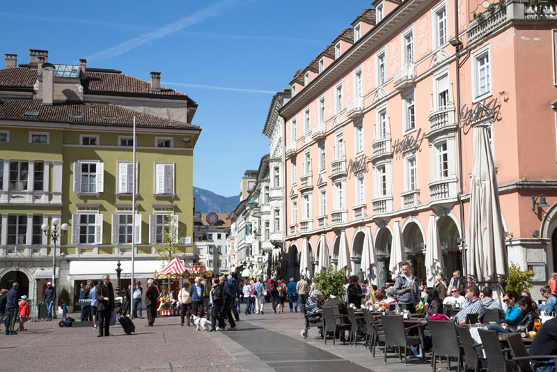Fietsen in Zuid-Tirol, Italie: het sfeervolle centrum van Bolzano 