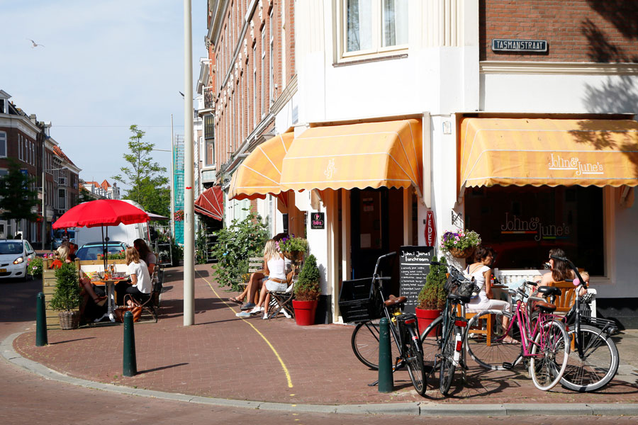 Stedentrip Den Haag: het huiskamergevoel bij John & June's