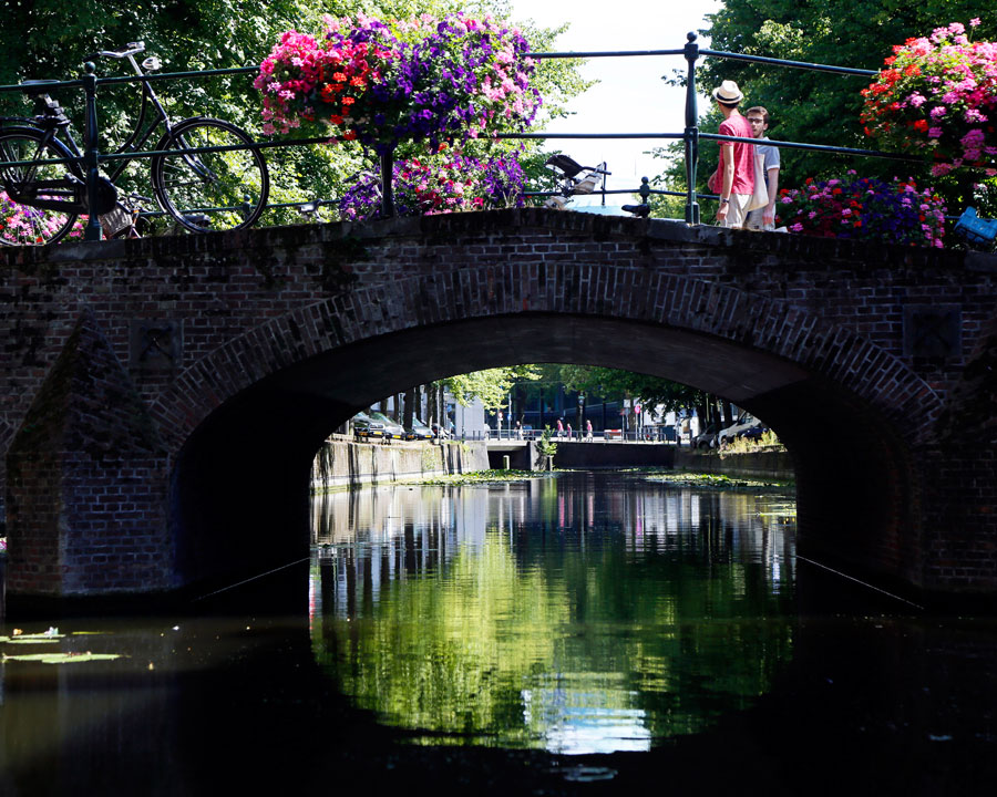 Stedentrip Den Haag: even het water op met een rondvaart van de Ooievaart.