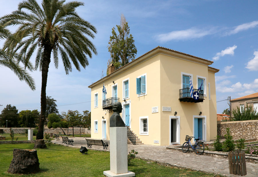 Klassieke villa's in Messolonghi stad, Griekenland