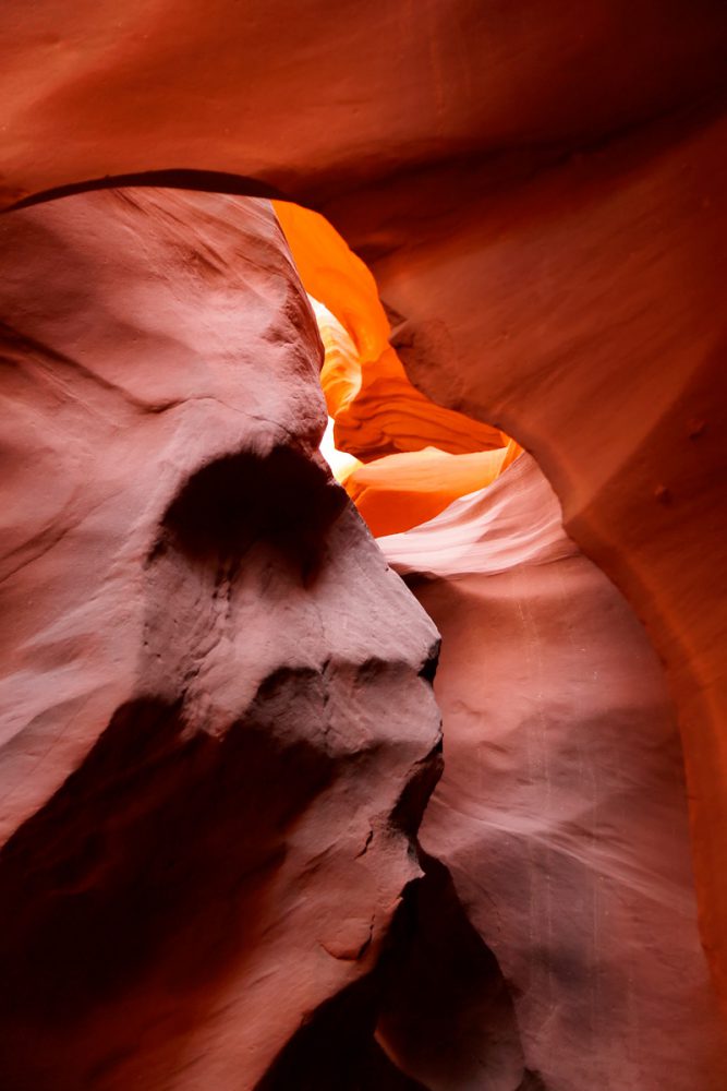 Een rots in de vorm van een gezicht in de Lower Antelope Canypn, Utah, Amerika.