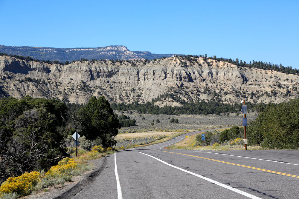 Het waanzinnige landschap waar Scenic Byway 12 doorheen meandert in Utah, Amerika