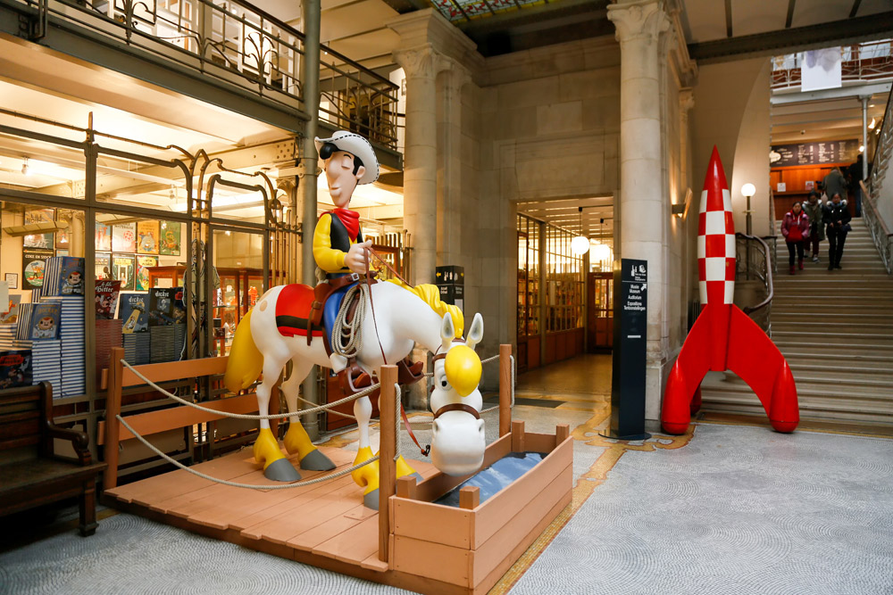 Lucky Luck te paard in het stripmuseum, Belgisch Stripcentrum, museum Brussel