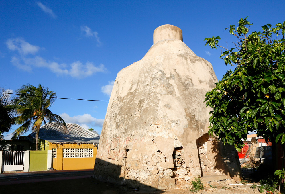 De enige overgebleven kalkoven in Oranjestad, Aruba