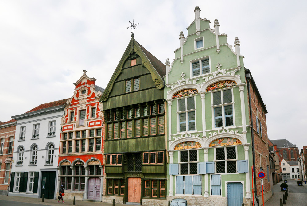 De mooiste huizen aan de Haverwerf Stedentrip Mechelen, Belgie. 