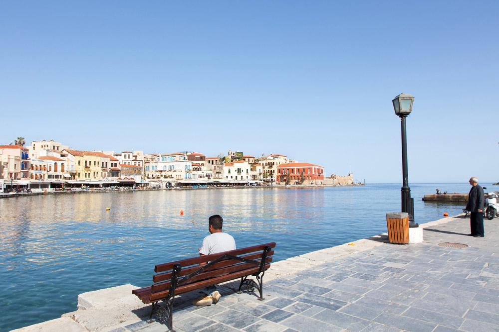 Mijmeren met uitzicht op zee in Chania, Kreta, vakantie Kreta, Griekenland