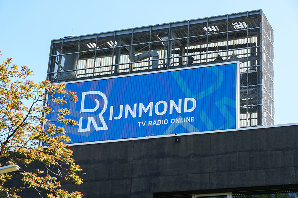 Check voor evenementen etc de website van Tv en Radio Rijnmond - Kim van Dam