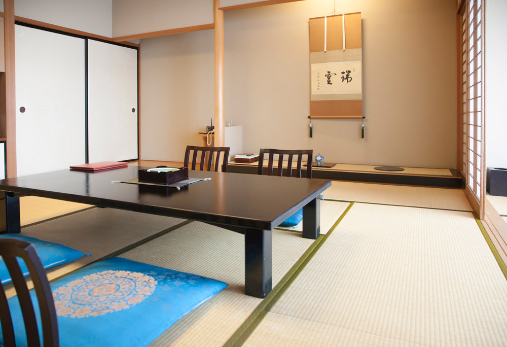 Het Japanse badhuis: een onsen, Ontspannen in een onsen, Kanazawa, rondreis Japan
