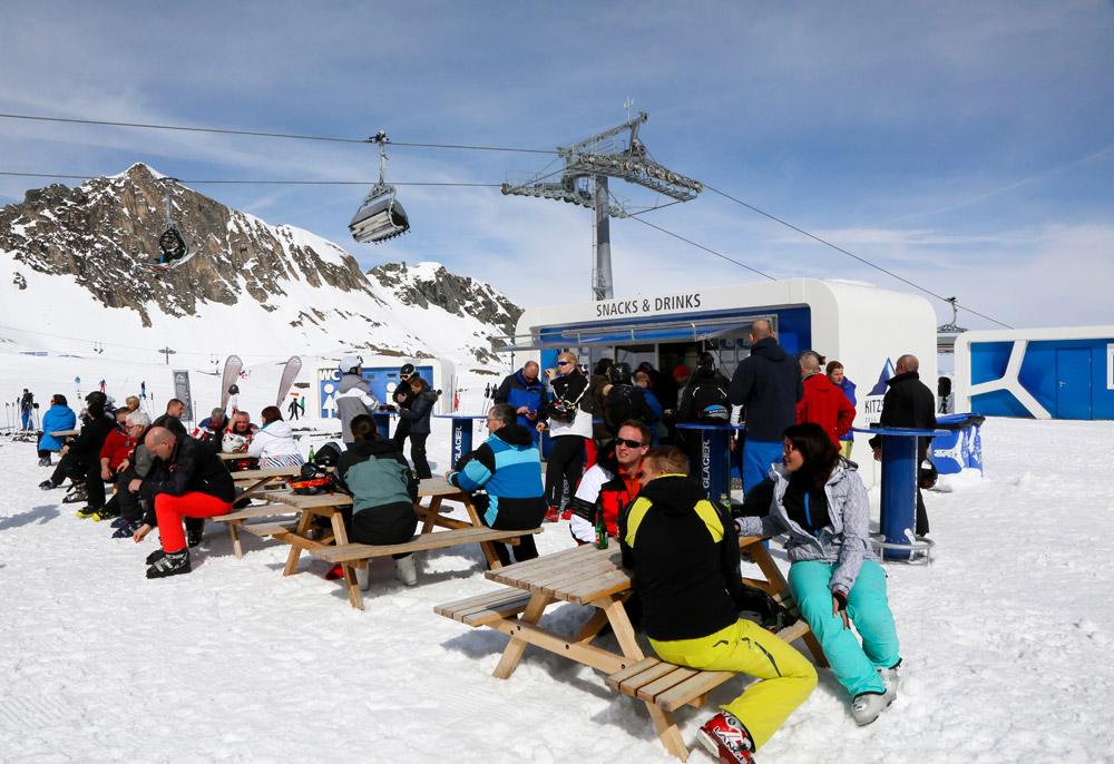 Met een wintersport reisverzekering kun je zorgeloos genieten. Genieten van de zon bij Kaprun, wintersport Oostenrijk, Zell am See - Kaprun, wintersport Oostenrijk