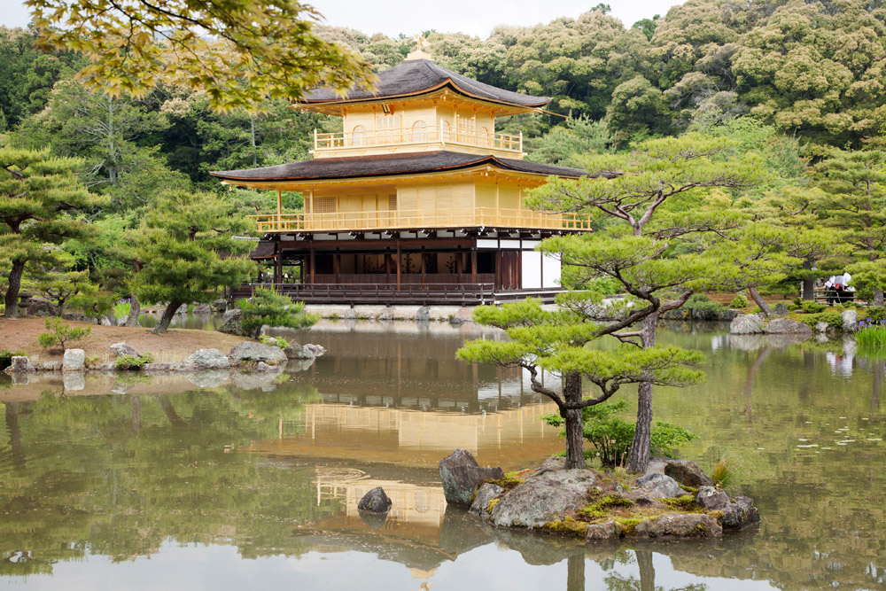 Een van de beroemdste bezienswaardigheden: de Kinkakuji tempel, gouden paviljoen, stedentrip, rondreis, Kyoto, Japan