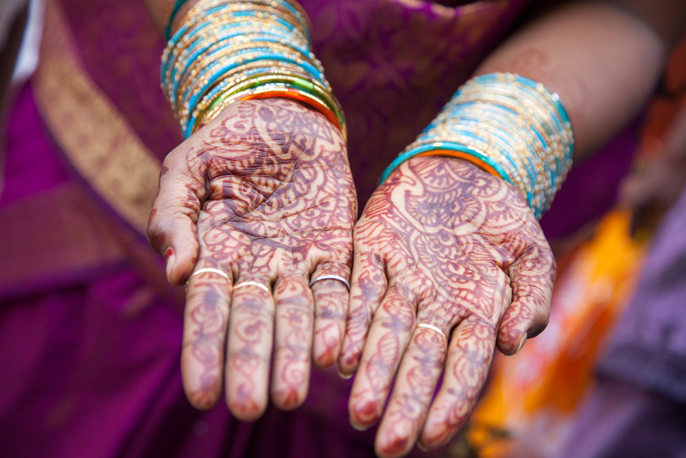 Handen met henna, Tamil Nadu, India