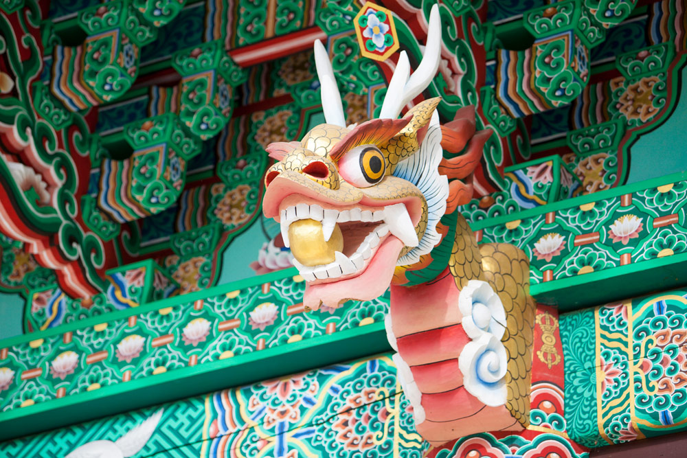 Een drakenkop in Maisan, Rondreis Zuid-Korea, bezienswaardigheden, hotspots