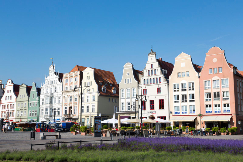 Een van de drie marktpleinen in Rostock - Duitsland - Oostzee - Warnemunde - 