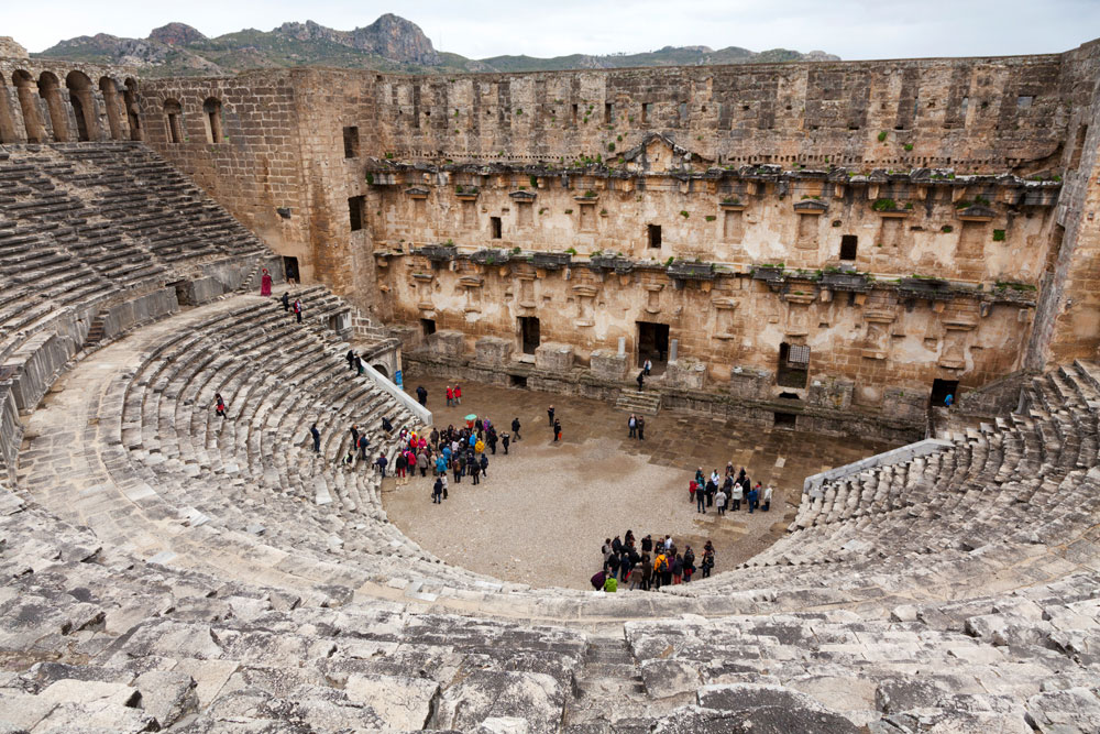 Het Aspendos Theater is het best bewaarde Romeinse theater van de Mediterrane wereld - goedkope vakantie Turkije - rondreis van Antalya naar Cappadocie - visum Turkije 
