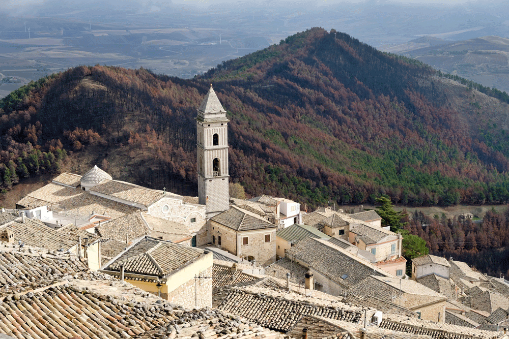 Uitzicht over Sant'Agata in Monti Dauni, Italie
