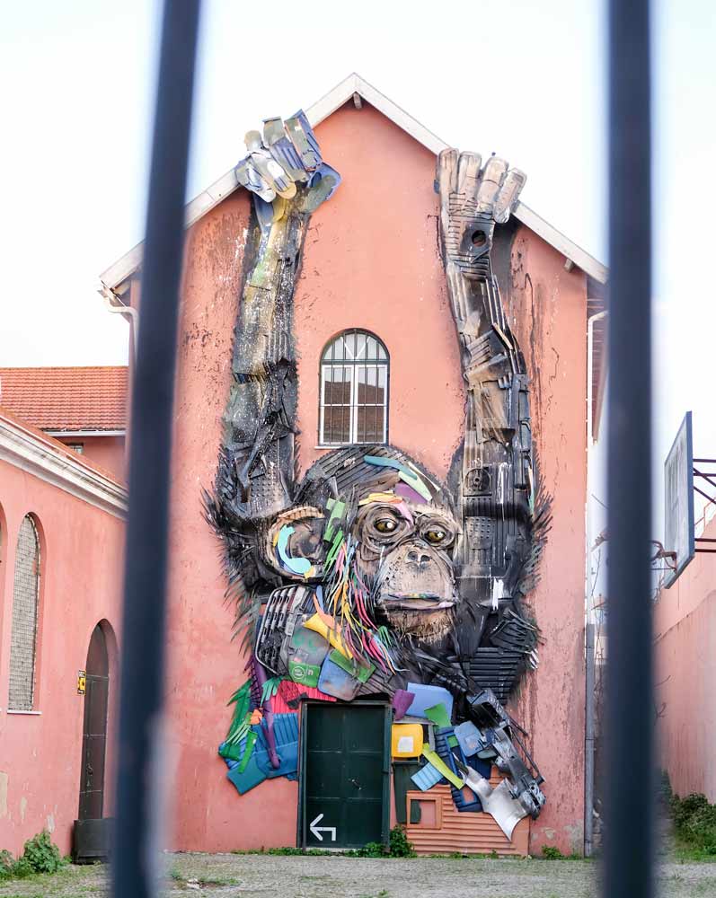 Op vele plekken in Lissabon zie je street art van Bordalo II, Lissabon, Portugal, bezienswaardigheden, museum, musea, museums, kunst, straat art, 