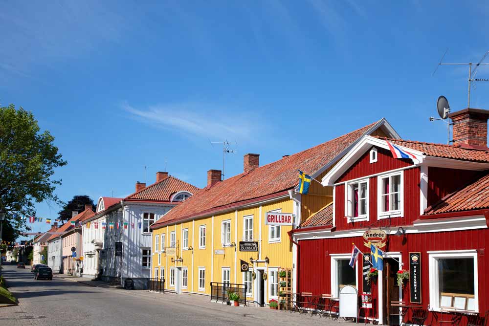 De winkelstraat van Granna, Zuid-Zweden. Rondreis zuid Zweden, autorondreis