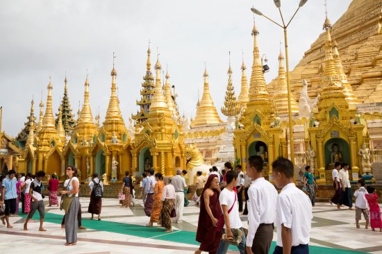 Shwedagon pagode. Yangon, Rangoon, Myanmar, Rondreis, Birma