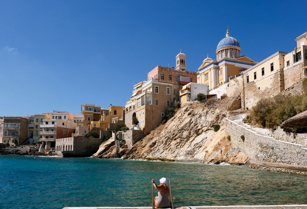 Je hoeft Ermoupoli niet uit als je behoefte hebt aan een frisse duik, Syros, Cycladen, Griekenland, eiland, eilanden, vakantie