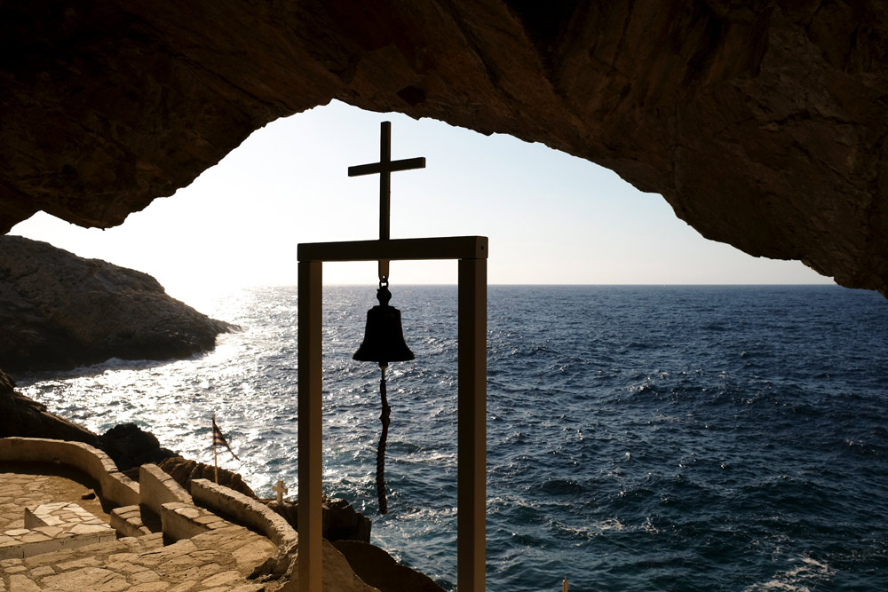 De klokkentoren van Agios Stefanos in Galissas Syros, Griekenland, Cycladen, eiland, rondreis, eilandhoppen, hoppen, island,