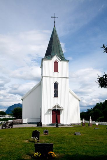 Het kerkje van Kjerringoy, Noorwegen, cruise, mooiste plaatsen, plekken