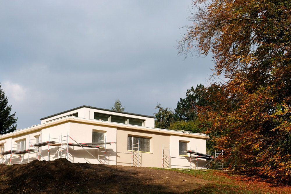 Het enige huis in het Bauhaus-architectuur in Weimar: Haus am Hohe. Rondreis Bauhaus. 100 jaar het Bauhaus in Duitsland