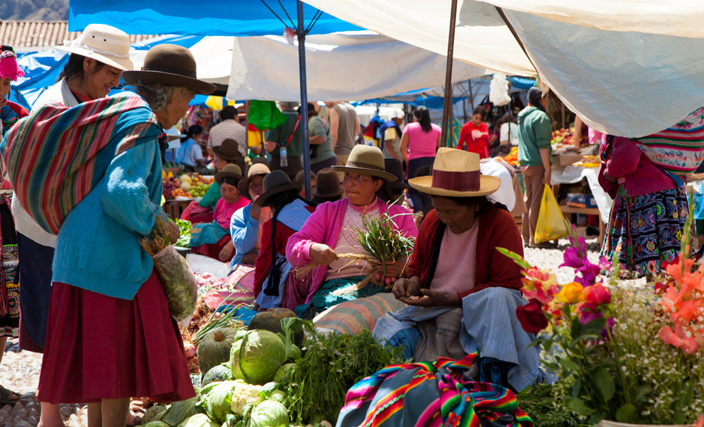 Altijd leuk: naar de markt in Pisac, Peru, rondreis, rondreizen, vakantie, Lima, cusco, heilige vallei, hotels, tips, bezienswaardigheden, highlights, hotspots,