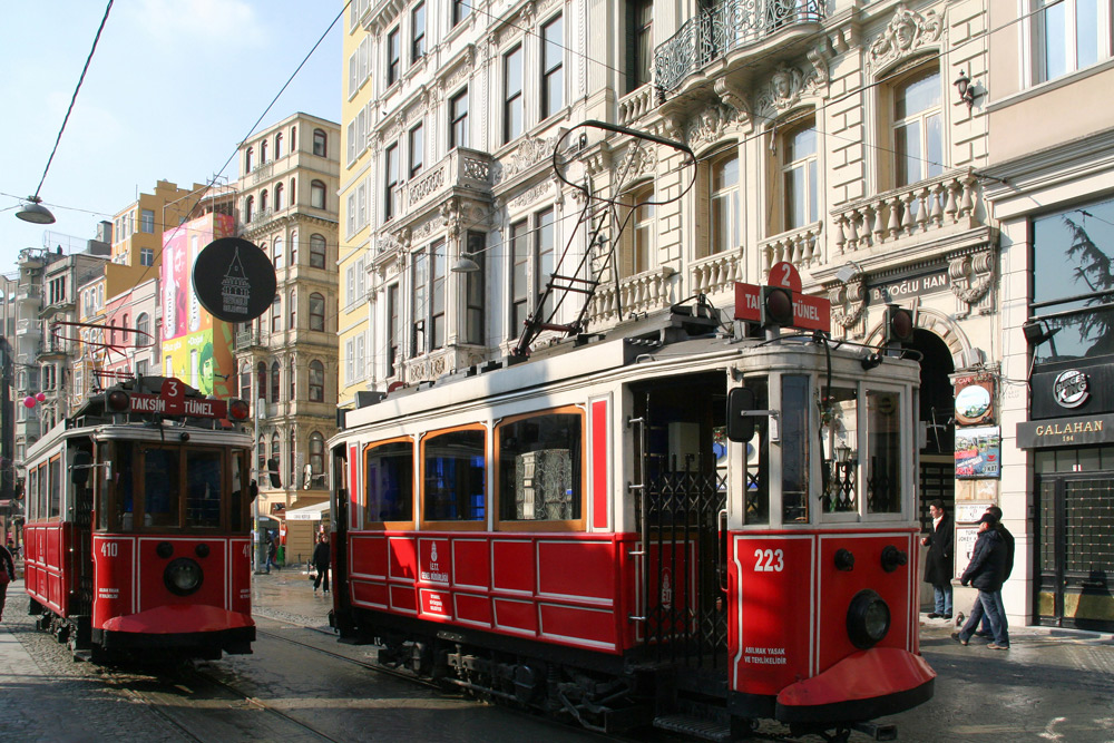 Istanbul is groot, dus maak vooral gebruik van het openbaar vervoer. Stedentrip Istanbul, Turkije