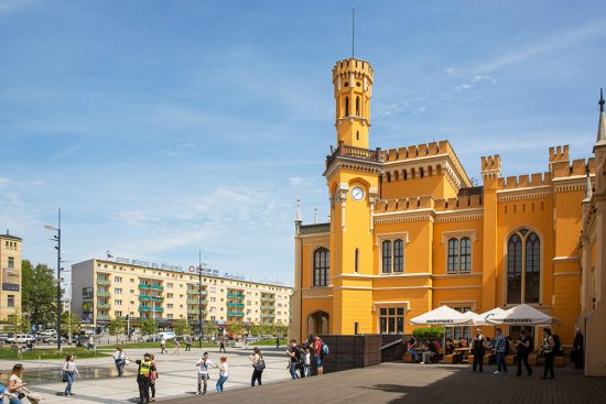Het centrale treinstation van Wroclaw. Stedentrip Wroclaw, polen, bezienswaardigheden, want te doen, wat te zien, restaurants, hotels