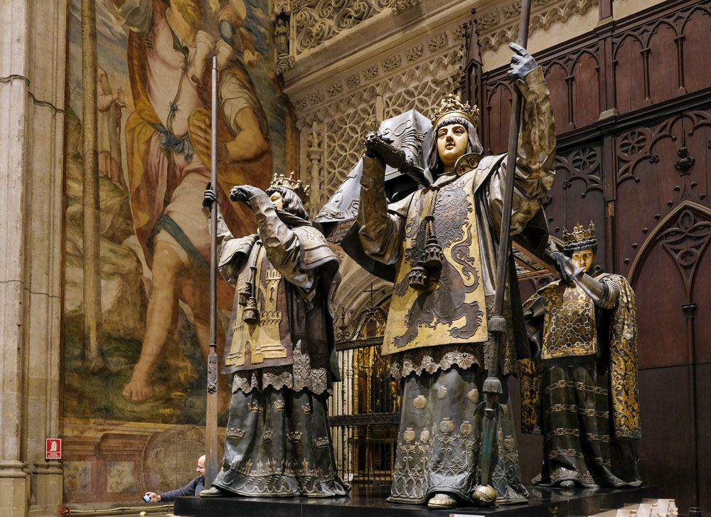 Het graf van Columbus in de kathedraal van Sevilla. Budgettips Sevilla, Spanje, stedentrip, hotspots