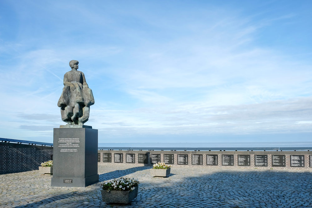 Een monument voor de verdronken vissers van Urk, fietsen en wandelen in Flevoland, Noordoostpolder
