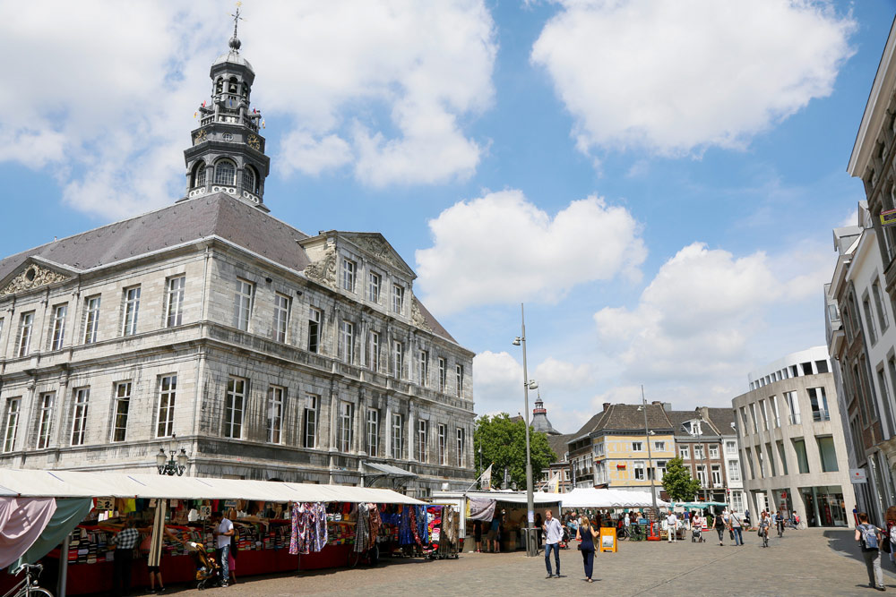 Maastricht-stedentrip-hotel-stadhuis- Stedentrip Maastricht: genieten van het oude stadhuis
