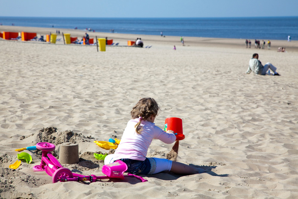 Strandvakantie in Nederland met kinderen, zomervakantie, vakantie, strand