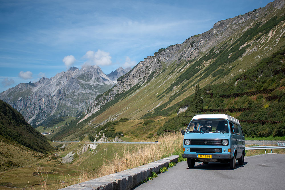 Plaats je camper op een strategische plek en loop zo de Alpen in